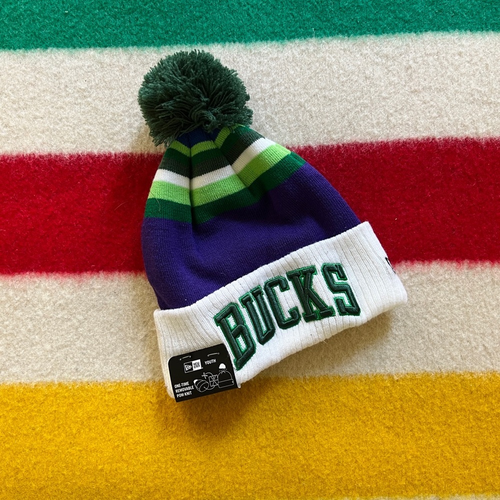 Bucks Green and Purple Pom-Pom Toque 🦌